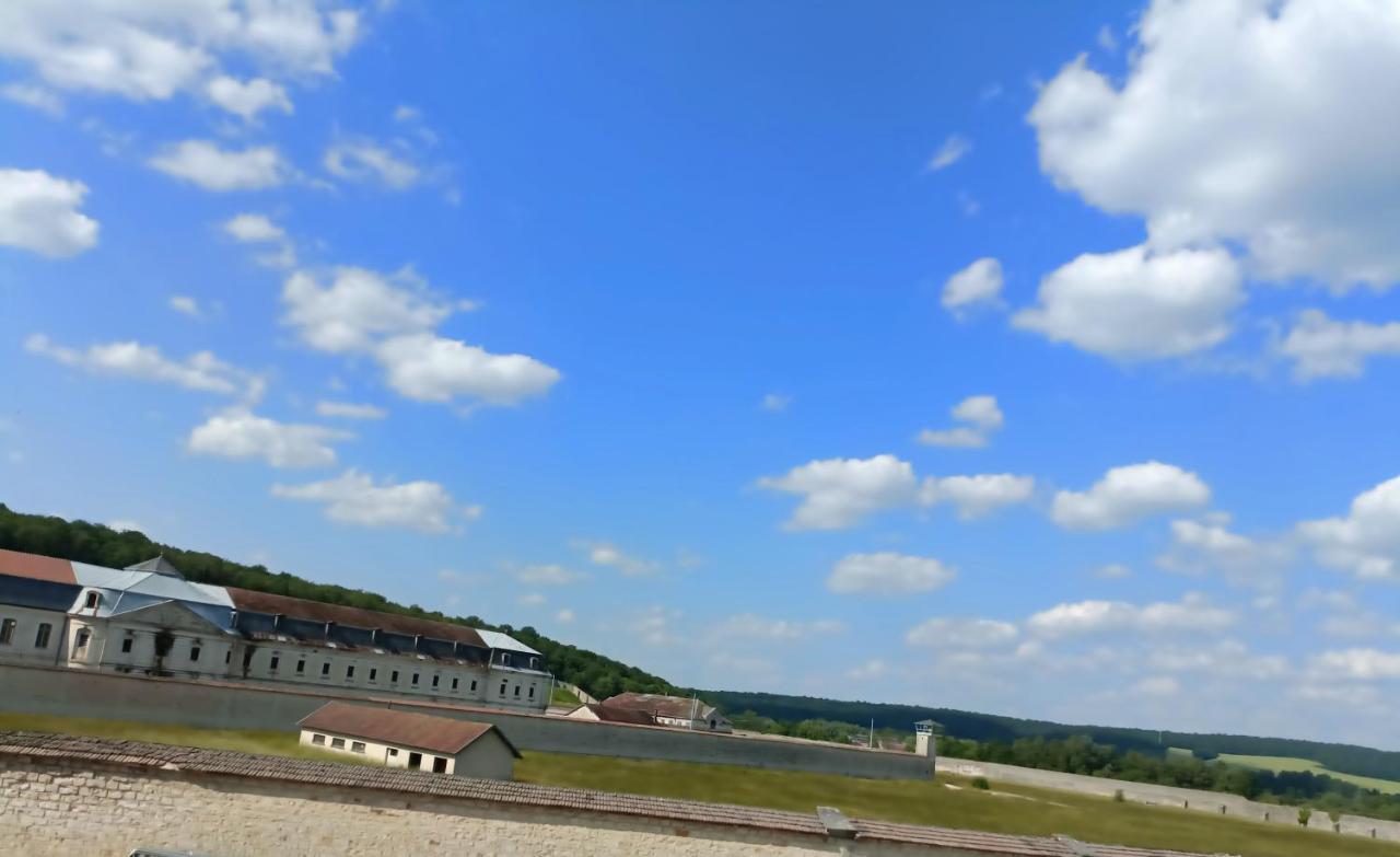 ClairvauxLa Clair'Fontaine公寓 外观 照片